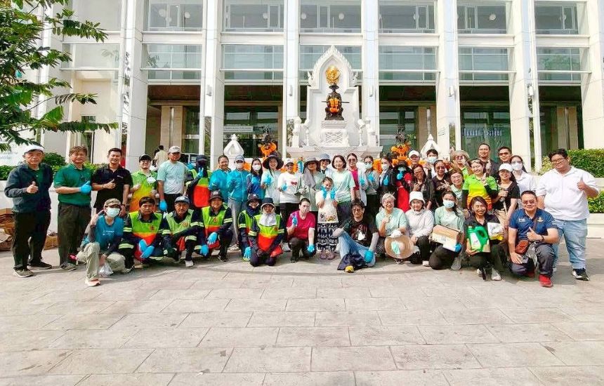 โรงพยาบาลนครธน จัดกิจกรรมขยะกำพร้าสัญจร ครั้งที่ 50